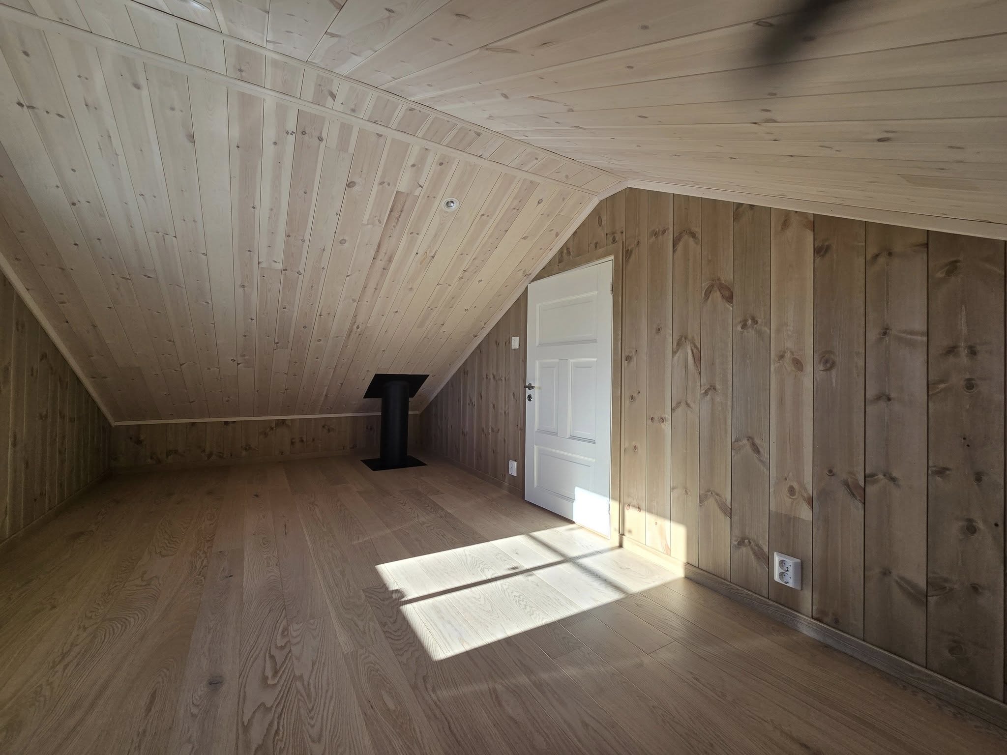 486612039_1307391640825228_2079119575911156345_n